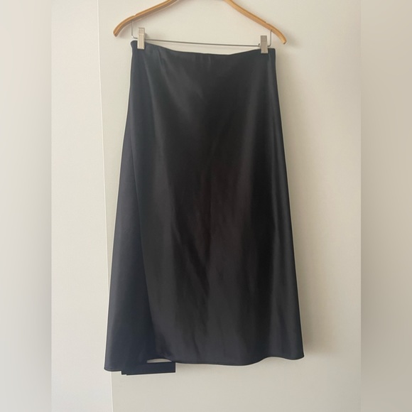 Country Road Skirt / Size 10 / Black - Picture 3 of 3